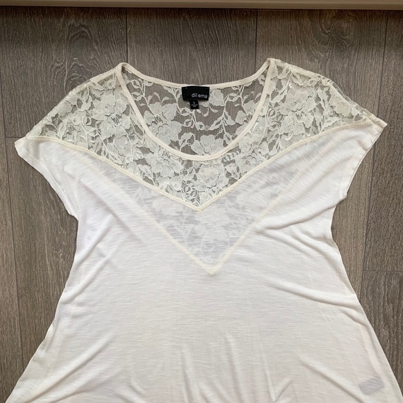 Aritzia Dilemma Lace T-Shirt Blouse Top Short sleeve Ivory Cream Flowy Size S - Picture 5 of 13